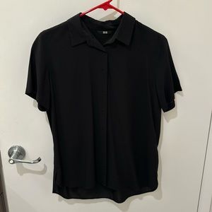 Uniqlo button down (short sleeve)